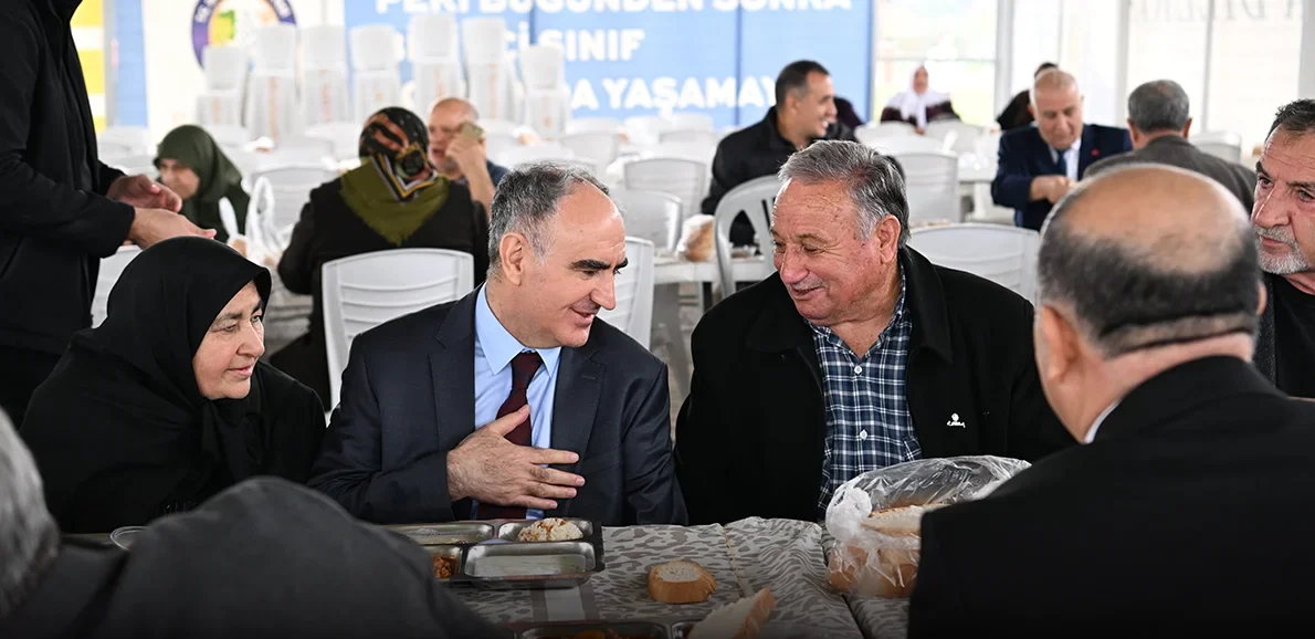 VALİ ÖZKAN ŞEHİT VE GAZİ AİLELERİYLE BULUŞTU