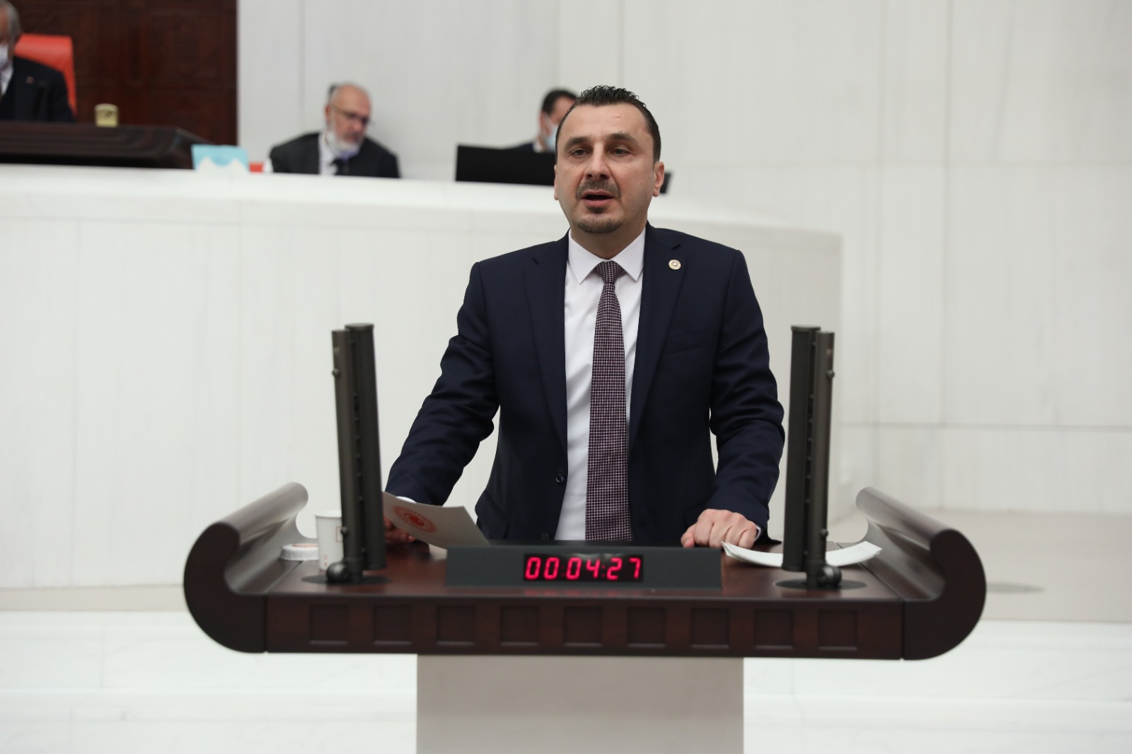 BAŞEVİRGEN’DEN GELİR ELEŞTİRİSİ